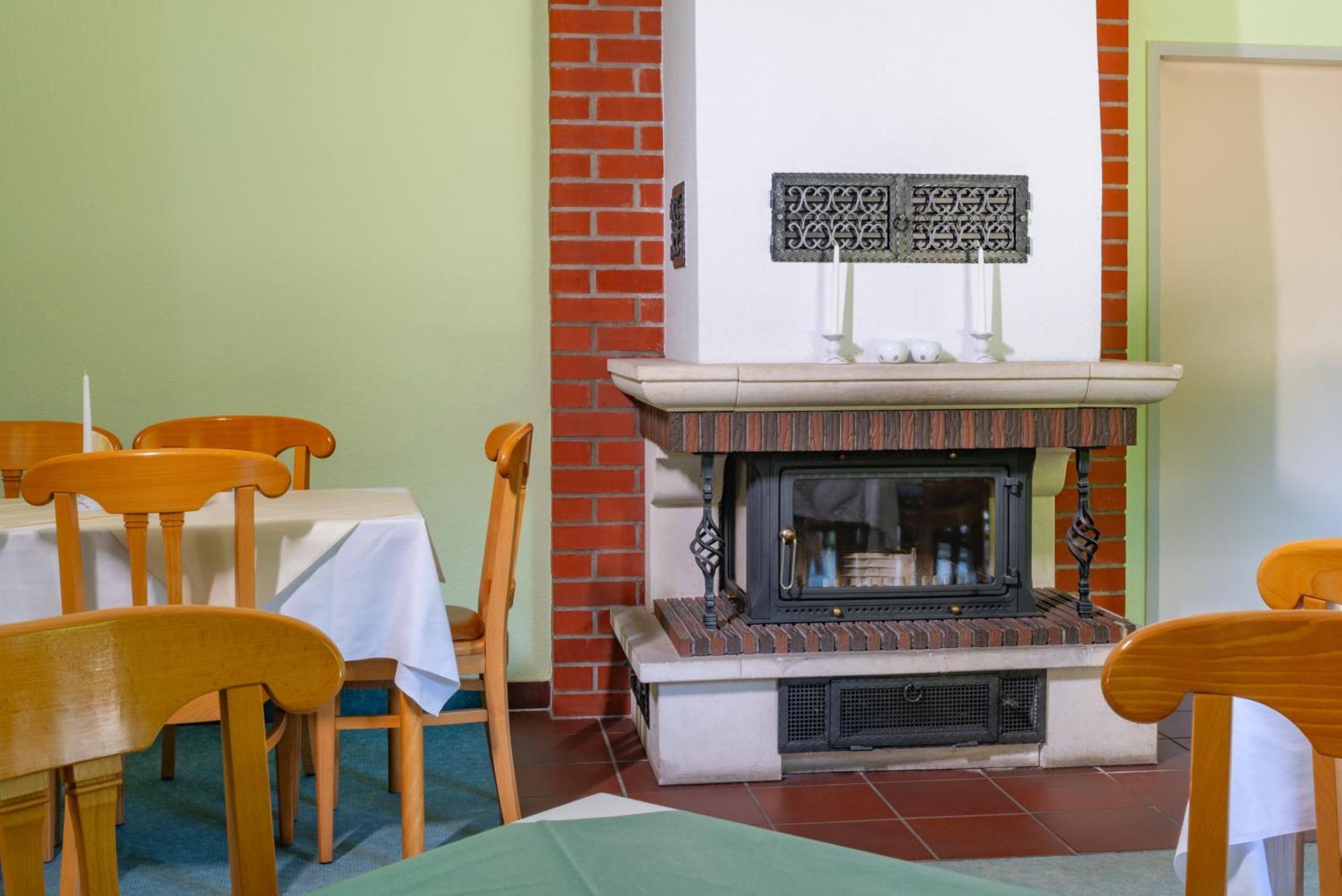 Waldhotel Schoeneiche -Self Check-In- Eksteriør bilde